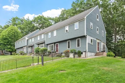 24 Deer Path ##6