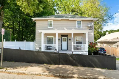 1286 Locust St
