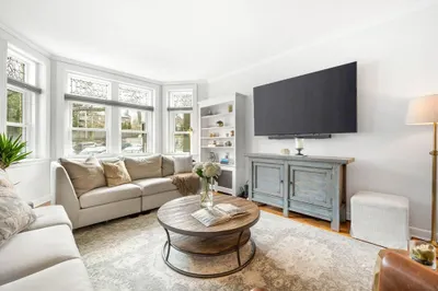 66 Marshal St #1