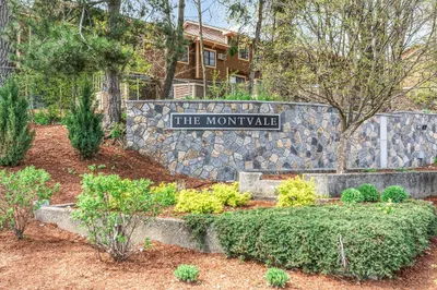 100 Ledgewood Drive #215