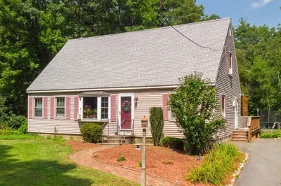 25 Colony Rd 1