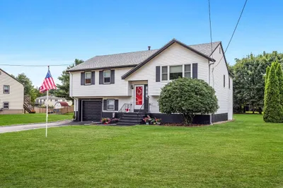15 Maple Road 1