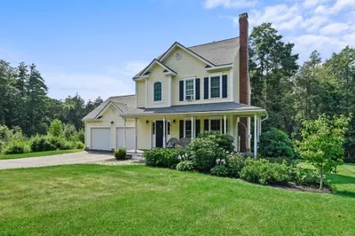 19 Eleanor Lane 1