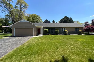 9 Vanguard Ln 1
