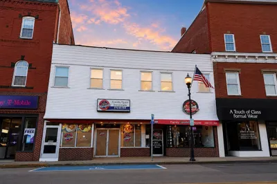 161 Main St 1