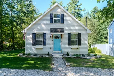 454 Pine Rd 1