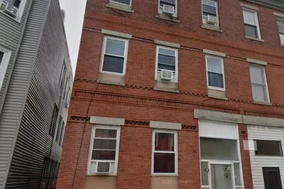 47 Saratoga Street 1
