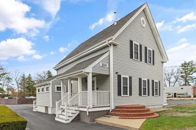104 Turnpike St