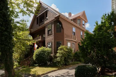 3 Moultrie St 1
