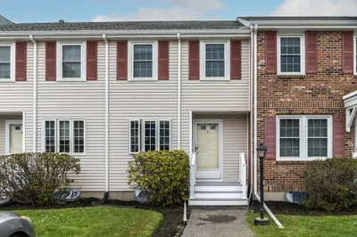 27 Fox Meadow Road #C