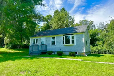 527-527a Main Rd 1