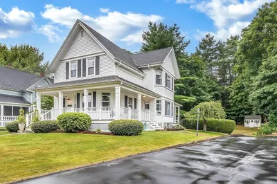35 Sheridan St 1