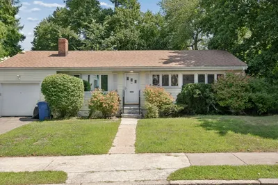 70 Botsford Rd 1