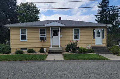 15 Sherwin St 1