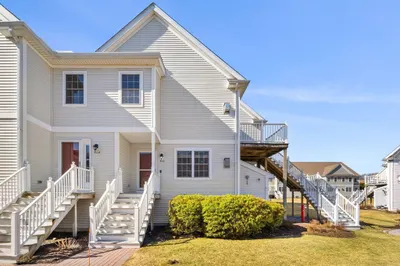 402 Tamarack Ln #402 1