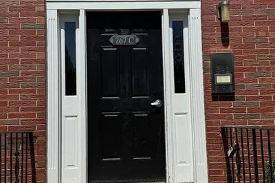 267 Neck St #C12 1