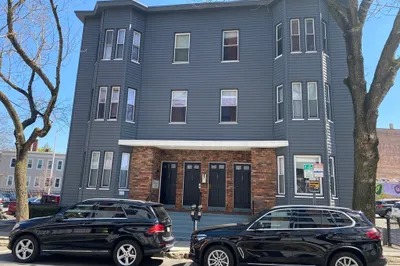 26 Columbia St 1