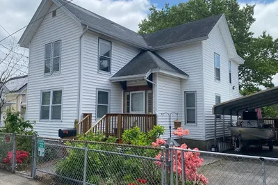 65 Fay St 1