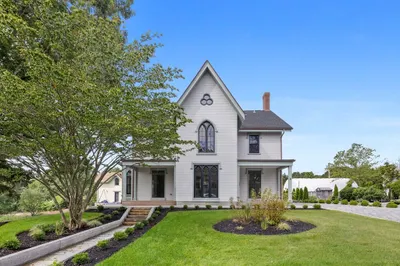 9 Ashland Ave 1
