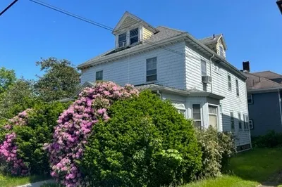 44 Dimmock Street