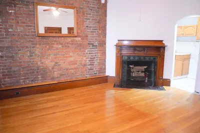 259 W Newton St #6