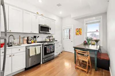 37 Calumet St 1