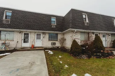 40 Princeton Terrace #40 1