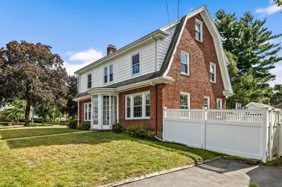 333 Common Street 1