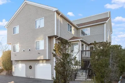 15 Brittania Cir #15 1