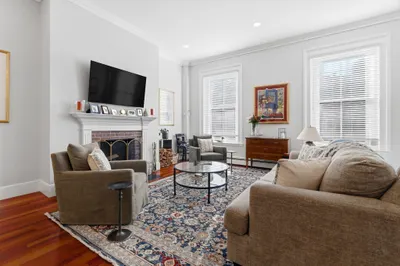 24 Marlborough St #6 1