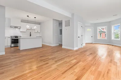 36 Burnside Ave #2