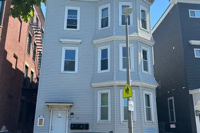 113 Dale St #2 1
