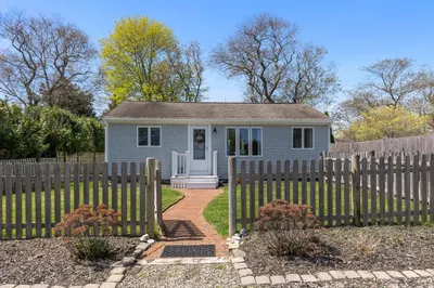 109 Donald Rd 1