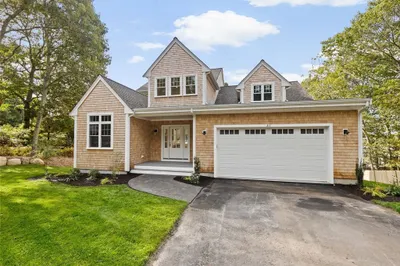 311 Mayfair Rd 1