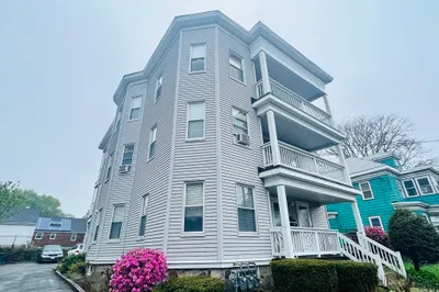 377 Ash St 1