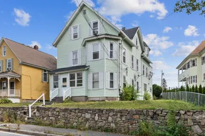 24 Ludlow St 1