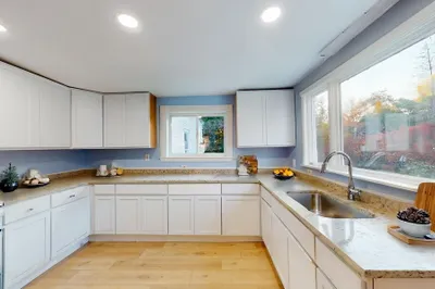 133 Ashburnham St