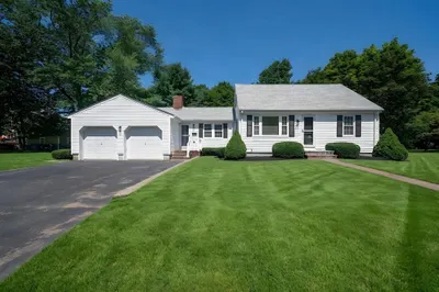 20 Vaughn Ct 1