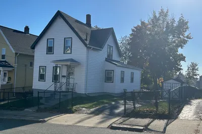 34 Pleasant View Ave