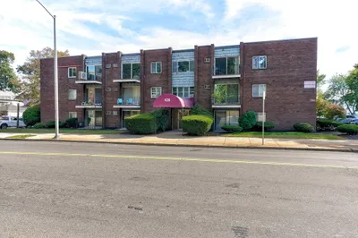 426 Pleasant St #U17