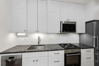 13 S Russell St #2
