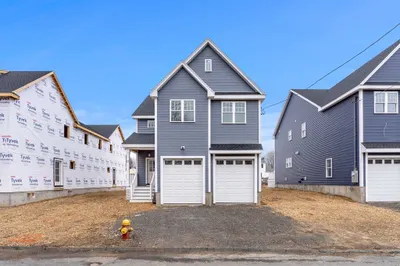 22 Blaney Ave 1