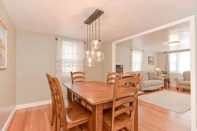 125 College Farm Rd 1