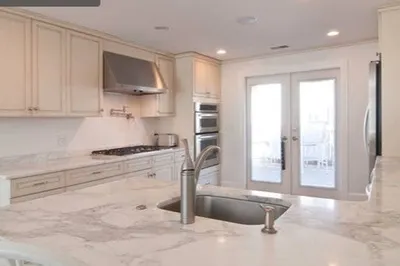 532 East 8th St #2