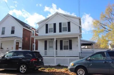 44 Murray St