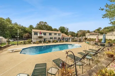 30 Avalon Drive 1