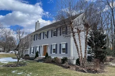 7 Carriage Ln 1
