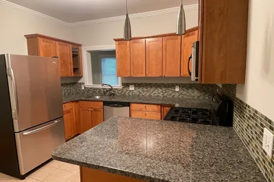 258 W Broadway #6 1