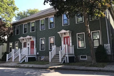 24 Union St 1