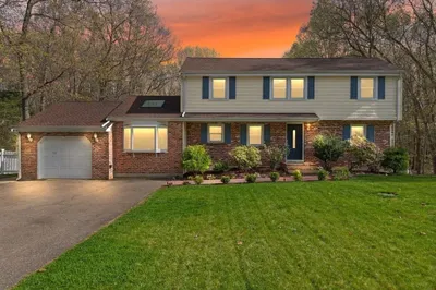 62 Deerfield Rd 1